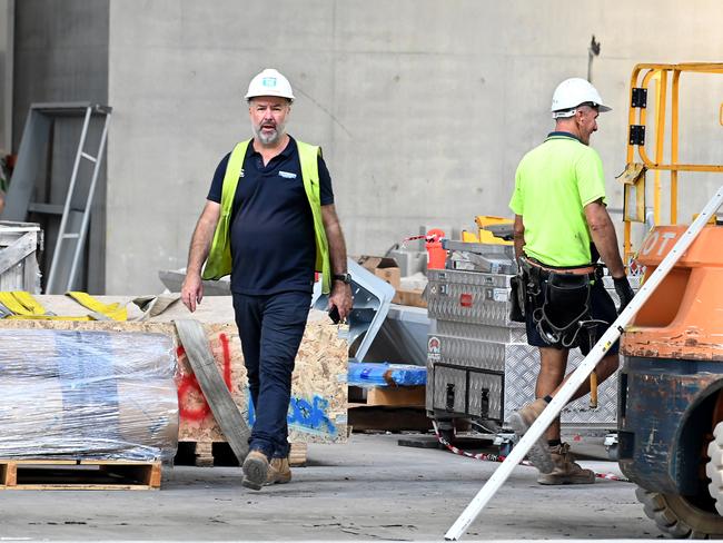 BRISBANE, AUSTRALIA - NewsWire Photos FEBRUARY 20, 2025: , , Building sites in Brisbane CBD., , Economic generics. Construction. Office buildings. construction workers. Builders, , Picture: NewsWire / John Gass