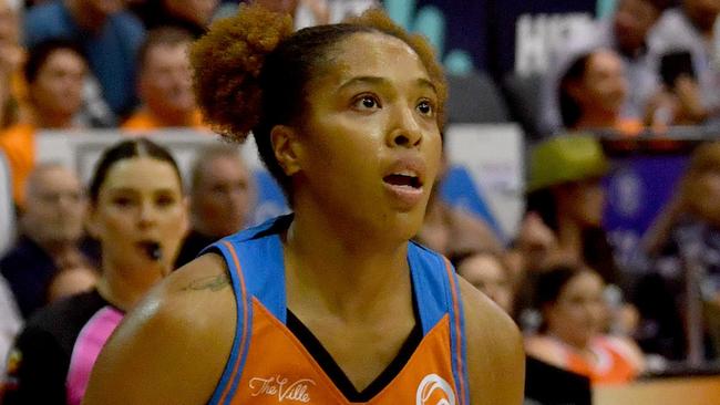 Townsville Fire against Southside Flyers in first grand final series game at Townsville Entertainment Centre. Fire's Tianna Hawkins. Picture: Evan Morgan