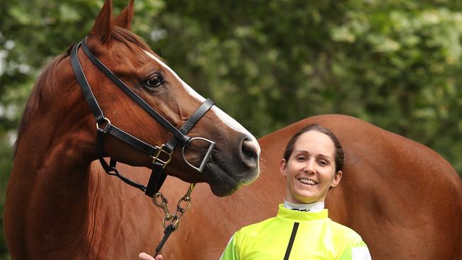 Rachel King and her Everest mount Eduardo