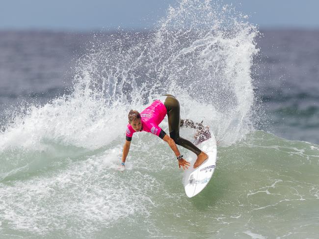 A supplied image obtained on Sunday, March 8, 2020 of Sally Fitzgibbons of Australia surfing in Round 2 of the 2020 Sydney Surf Pro at Manly Beach on 8 March 2020 in Sydney, Australia today.  (AAP Image/Supplied WSL, Matt Dunbar)  NO ARCHIVING, EDITORIAL USE ONLY