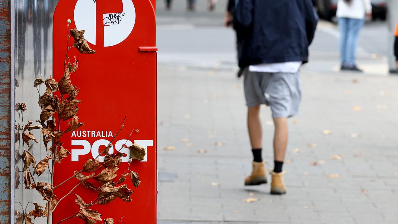 People sending Christmas parcels to most places within Australia have until December 20, Tasmania has until December 19, Western Australia has until December 18 and the Northern Territory has until December 16. Picture: NewsWire / Kelly Barnes