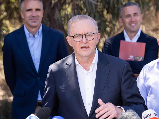 WHYALLA, AUSTRALIA - NewsWire Photos - 20 FEBRUARY, 2025: Australian Prime Minister Anthony Albanese addressing the media during a visit to the Whyalla Steelworks in South Australia. Picture: NewsWire / Tim Joy