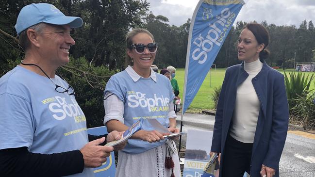 Independent MP for Mackellar, Sophie Scamps (at right) with her campaign manager Jacqui Scruby and campaign volunteer Ken Christensen at the Nelson Heather Community Centre pre-poll station at Warriewood while campaigning in May this year. Picture: Jim O'Rourke