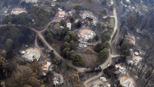 AFTERMATH: Fire devastated Kinglake in Victoria. <span id="U61426523635177E" style="font-size:9pt;">Picture: CHANNEL 7 HELICOPTER </span>                     