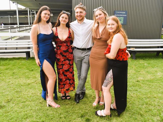 Paige Micallef, Kaitlyn Grey, Dylan Barnett, Bella Thompson and Caitlin Redenbach enjoying all the action at the Ladbrokes Cranbourne Cup on Saturday, November 23, 2024. Picture: Jack Colantuono