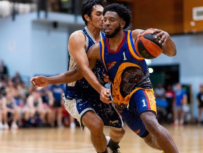 Darwin Salties co-captain Jerron Jamerson playing for Tracy Village Jets against Ansett. Picture: Che Chorley.