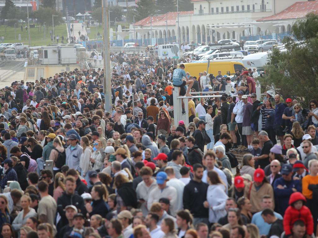 A massive crowd at Bondi Beach welcomed Nedd Brockmann to Sydney. Picture: Richard Dobson