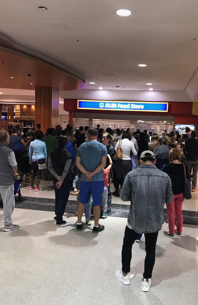 Queues for Aldi's snow and ski sale at Eastgardens this morning. Picture: Supplied