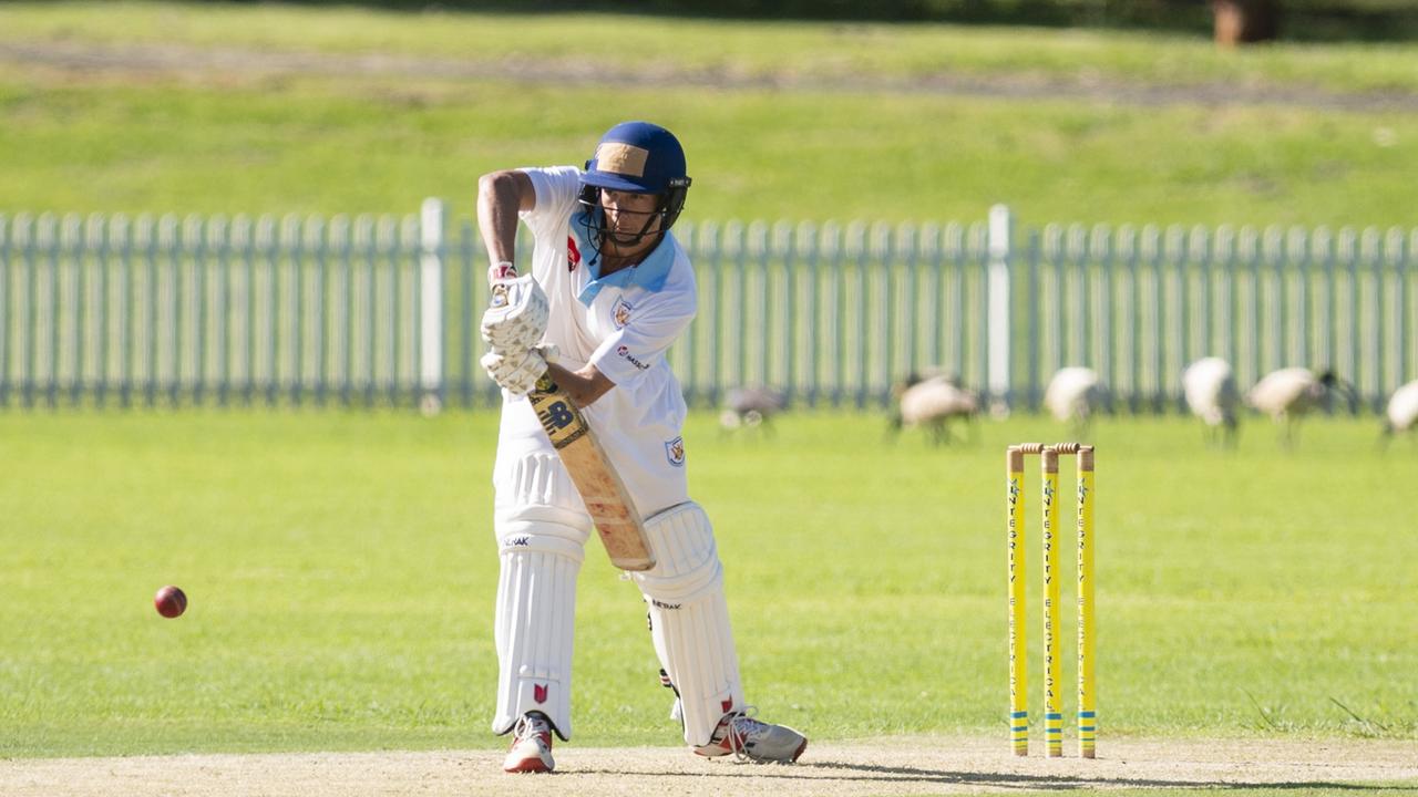 Corey Dioth bats for Western Districts. Picture: Kevin Farmer