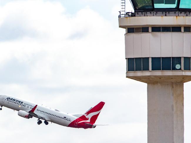 MELBOURNE, AUSTRALIA- NewsWire Photos APRIL 15 2021:  Qantas flight takes off from Melbourne Airport. Qantas will resume it flights to New Zealand on the 19th April 2021.  NCA NewsWire / Sarah Matray