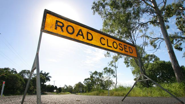 Lakes Creek Rd will be temporarily closed to all vehicles and pedestrians from Friday. Picture: Chris Ison