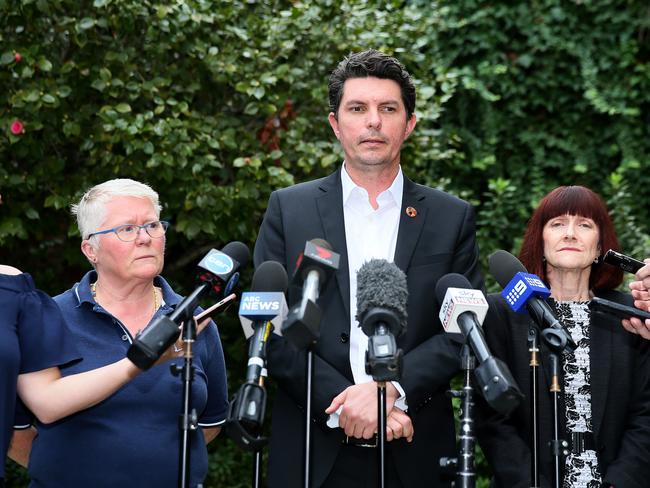 “I’m personally devastated”... Scott Ludlam announces his resignation.