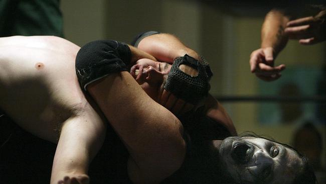 A sleeper hold being used in a wrestling bout but medical ­evidence is that while the restraint was “safe if properly applied” by police, it “could result in death”.