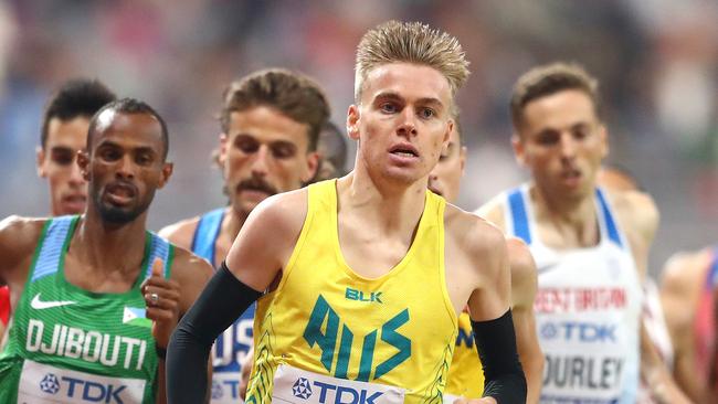 DOHA, QATAR - OCTOBER 03: Stewart Mcsweyn of Australia and others compete in the Men's 1500 Metres heats during day seven of 17th IAAF World Athletics Championships Doha 2019 at Khalifa International Stadium on October 03, 2019 in Doha, Qatar. (Photo by Michael Steele/Getty Images)