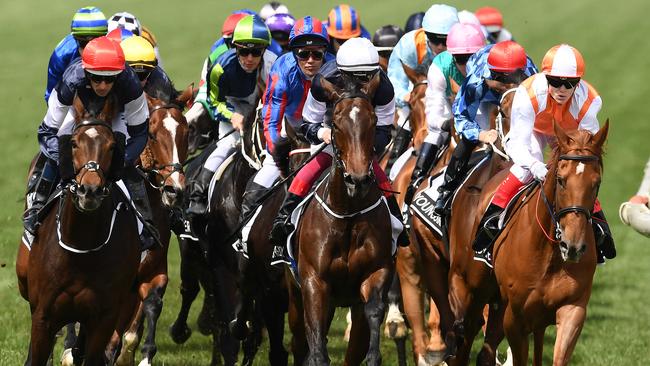 Vow And Declare (left) leads the field out of the straight in the Melbourne Cup. Picture: Getty Images