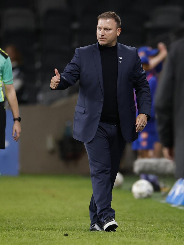 Victory coach Arthur Diles. Picture: Darrian Traynor/Getty Images