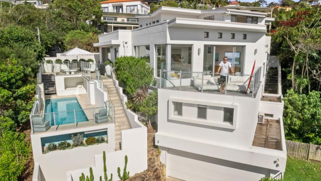 TV host Karl Stefanovic lists Sunshine Beach holiday home for rent