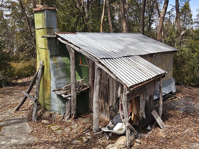 Reg Hall's Hut on Halls Island in Lake Malbena.