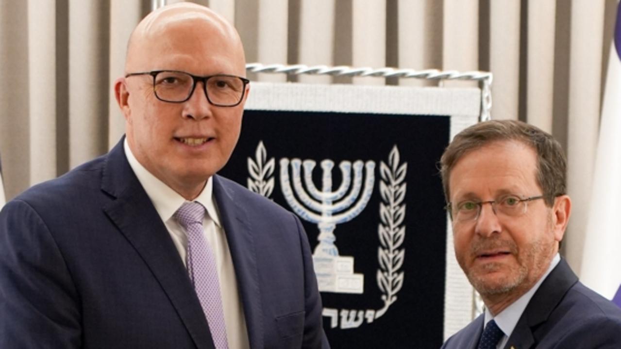 Dutton meets with Bibi in historic sit-down during Israel visit