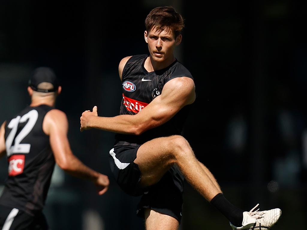MELBOURNE, AUSTRALIA - JANUARY 21: Charlie Dean of the Magpies in action during the Collingwood Magpies training session at Olympic Park Oval on January 21, 2022 in Melbourne, Australia. (Photo by Michael Willson/AFL Photos via Getty Images)