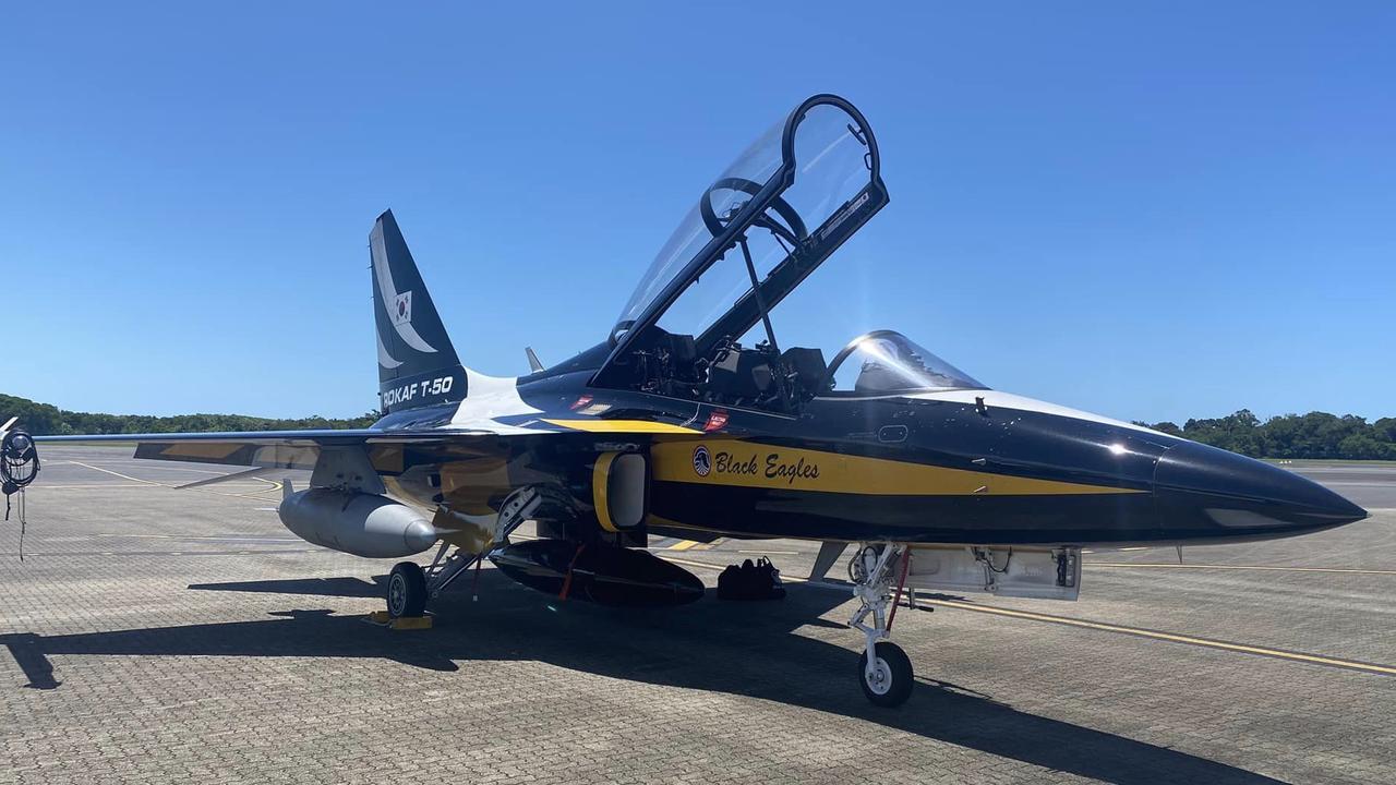 South Korea’s Black Eagle Aerobatics team fly into Cairns | Gold Coast ...