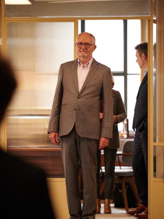 Jim Broadbent in Ten Percent.