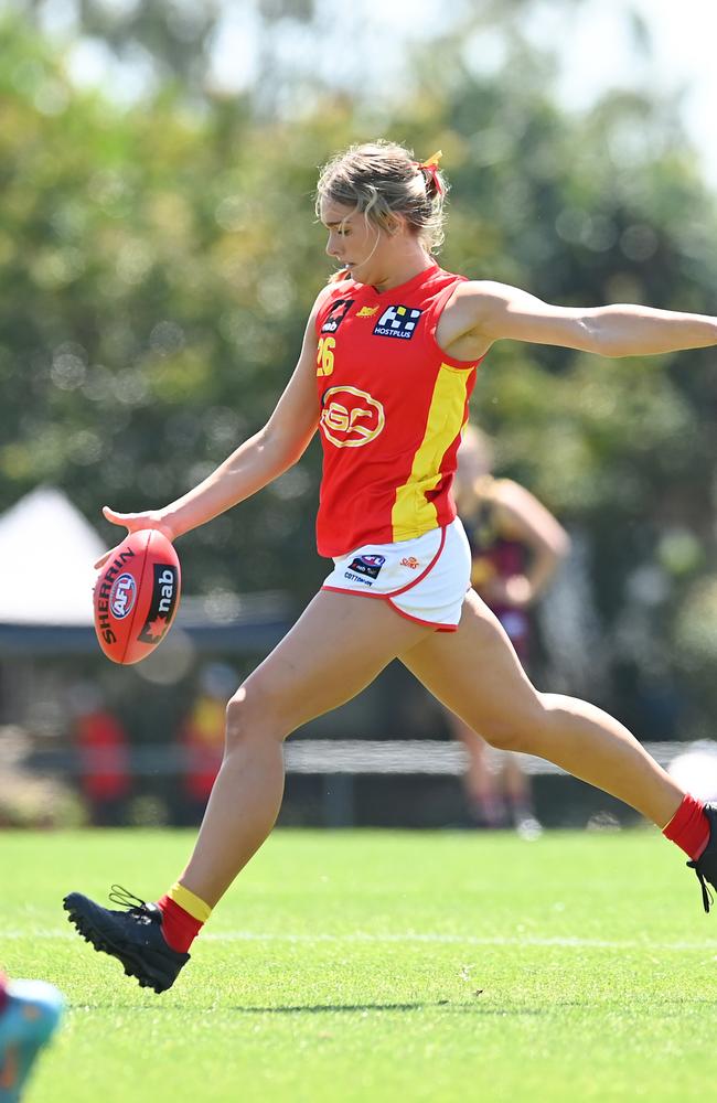 Havana Harris in action for the Suns in an under-16 match. Picture: Albert Perez/AFL Photos via Getty Images