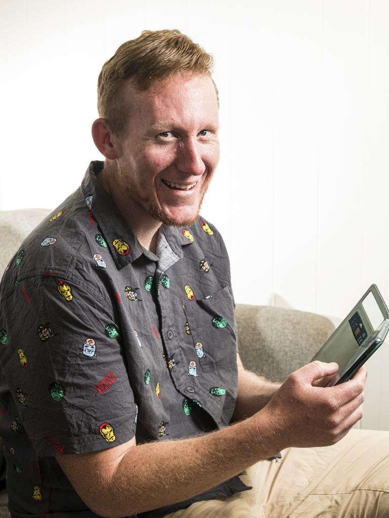 Scott Tiran experiments with online dating apps. Picture: Kevin Farmer