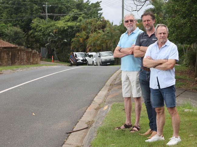 Mudgeeraba-based councillor Glenn Tozer with residents John Holliday (left) and Paul Elliott (right) at Earle Court. Picture: Glenn Hampson.