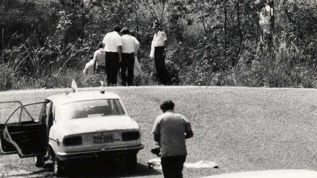 Police at the Gaven scene where Linda’s body was discovered.