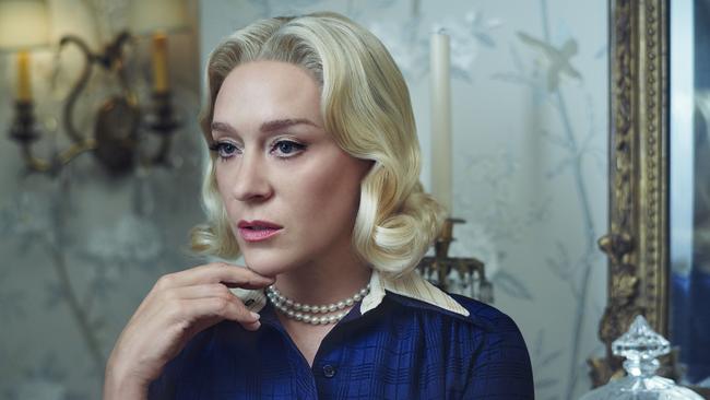 … and the ever-chic Chloe Sevigny as CZ Guest in Feud: Capote vs the Swans.