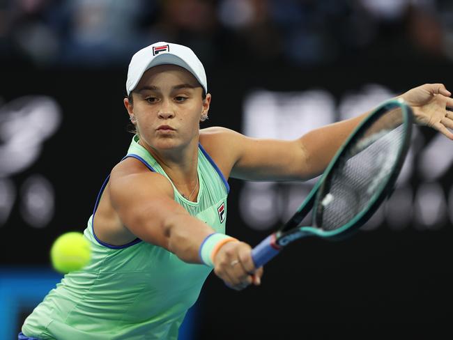 MELBOURNE, AUSTRALIA - JANUARY 26: Ashleigh Barty of Australia plays a backhand during her Women's Singles fourth round match against Alison Riske of the United States on day seven of the 2020 Australian Open at Melbourne Park on January 26, 2020 in Melbourne, Australia. (Photo by Clive Brunskill/Getty Images)