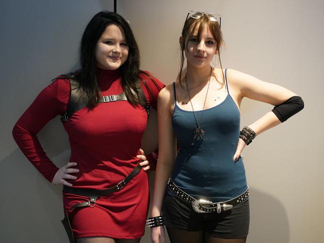 OZ Comic-Con Gallery. OZ comic at Melbourne Exhibition and Convention Centre. B and Jess . Picture: Valeriu Campan