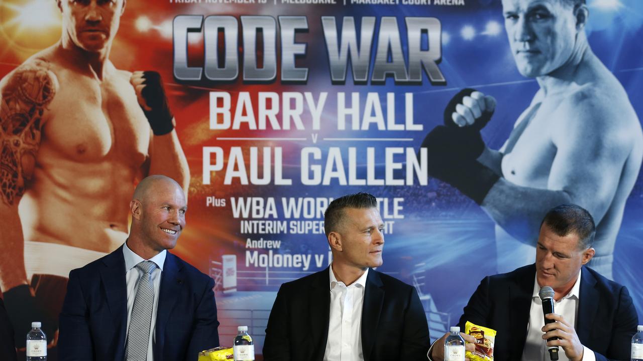 Paul Gallen takes out some 2 minute noodles in reference to his nick name for Barry Hall.