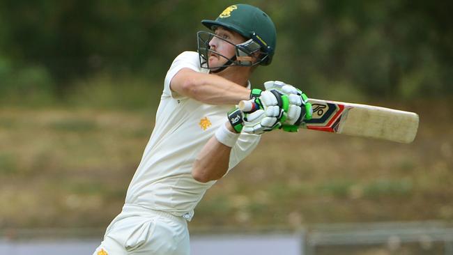 Steven Taylor in action during his Ryder Medal-winning season.