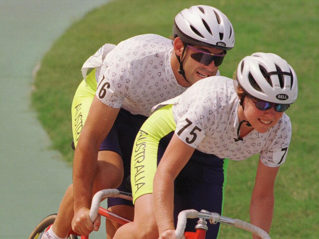 Kieran Modra with teammate and future wife Kerry during practice at the 1996 Paralympic Games in Atlanta.