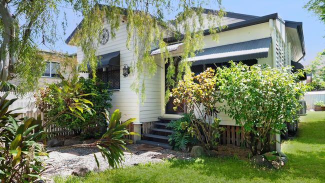 This cute three bedroom cottage at 9 Edgar St, Bungalow, has a two bedroom granny flat.