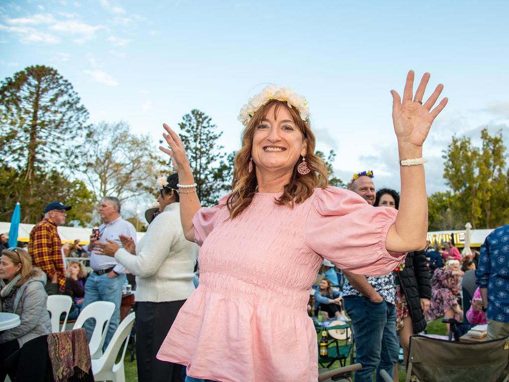 Dancing to the music of INXS, Kim Wildman. Festival of Food and Wine, Queens Park, Toowoomba Carnival of Flowers. Saturday September 10, 2022 Picture: Bev Lacey