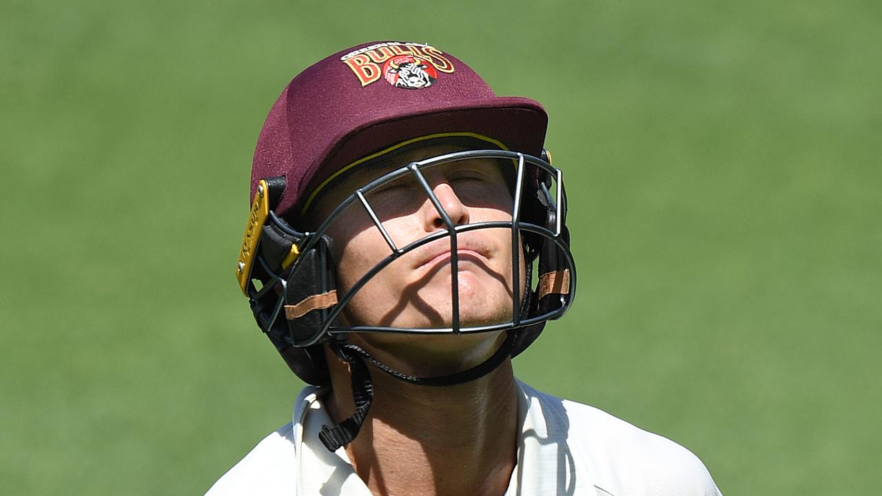 The Gabba proved to be a batman’s graveyard once again as 17 wickets fell on one day of the Sheffield Shield that featured Test incumbents and hopefuls alike. 