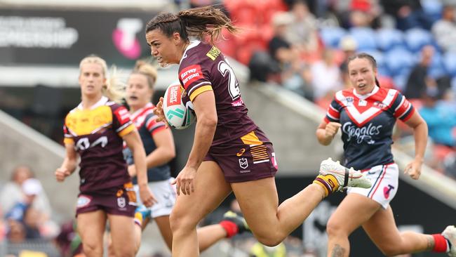 Millie Boyle on the charge against the Roosters. Picture: Ashley Feder/Getty Images