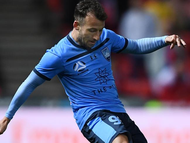 ADELAIDE, AUSTRALIA - MAY 29: Adam Le Fondre of Sydney FC  during the A-League match between Adelaide United and Sydney FC at Coopers Stadium, on May 29, 2021, in Adelaide, Australia. (Photo by Mark Brake/Getty Images)