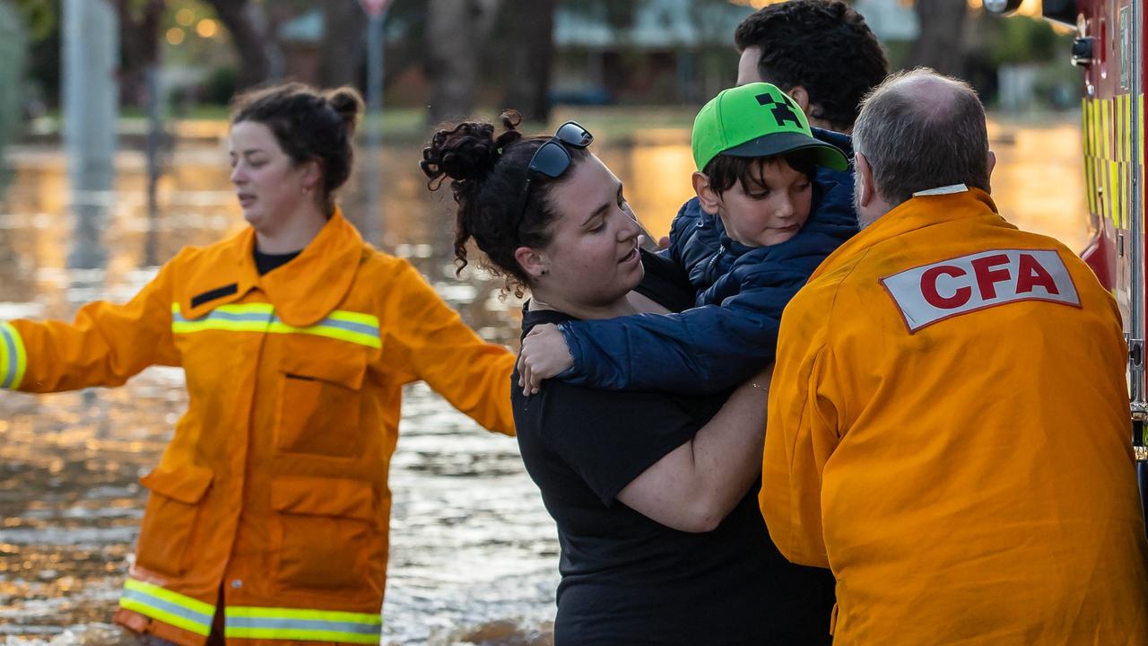 Victorian Floods: Victorians Warned To Be Ready To Leave As Mass ...