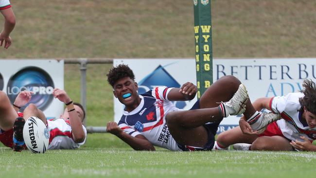 Semi Leweniqila scored another two tries for the Roosters. Picture: Sue Graham