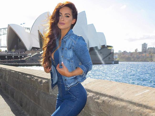 Ellie Gonsalves says breasts caused modelling rejection