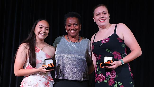 Naomi Roberts Women’s Player of the Year 2024-25 winners Meighan Barker (Palmerston Crocs) and Natalia Grant (University Pirates). Picture: From The Sideline Sports Photography