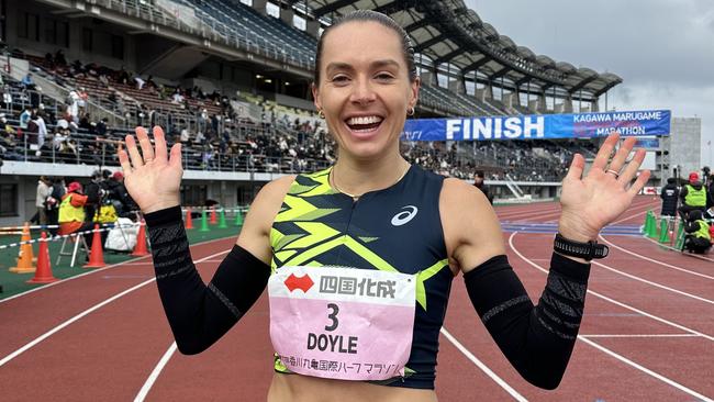 South Aussie Izzi Batt-Doyle breaks the Australian women's half marathon record in Japan. Picture: Instagram / @izzibattdoyle