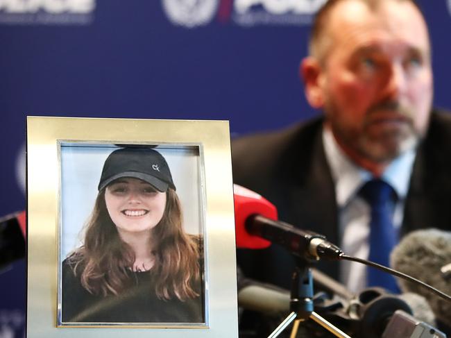 Detective Inspector Scott Beard speaks to the media as a photo of missing British woman Grace Millane displays. Picture: Getty