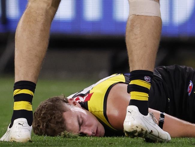 Sam Banks was knocked out in a brutal collision during the third quarter. Picture: Darrian Traynor / Getty Images