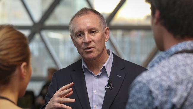 Jay Weatherill speaks to members of the nuclear waste citizens’ jury at the SAHMRI building.