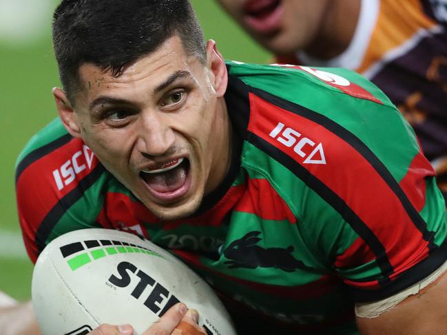 Rabbitoh's Kyle Turner scores a try during NRL match South Sydney Rabbitohs v Brisbane Broncos at ANZ Stadium. Picture. Phil Hillyard